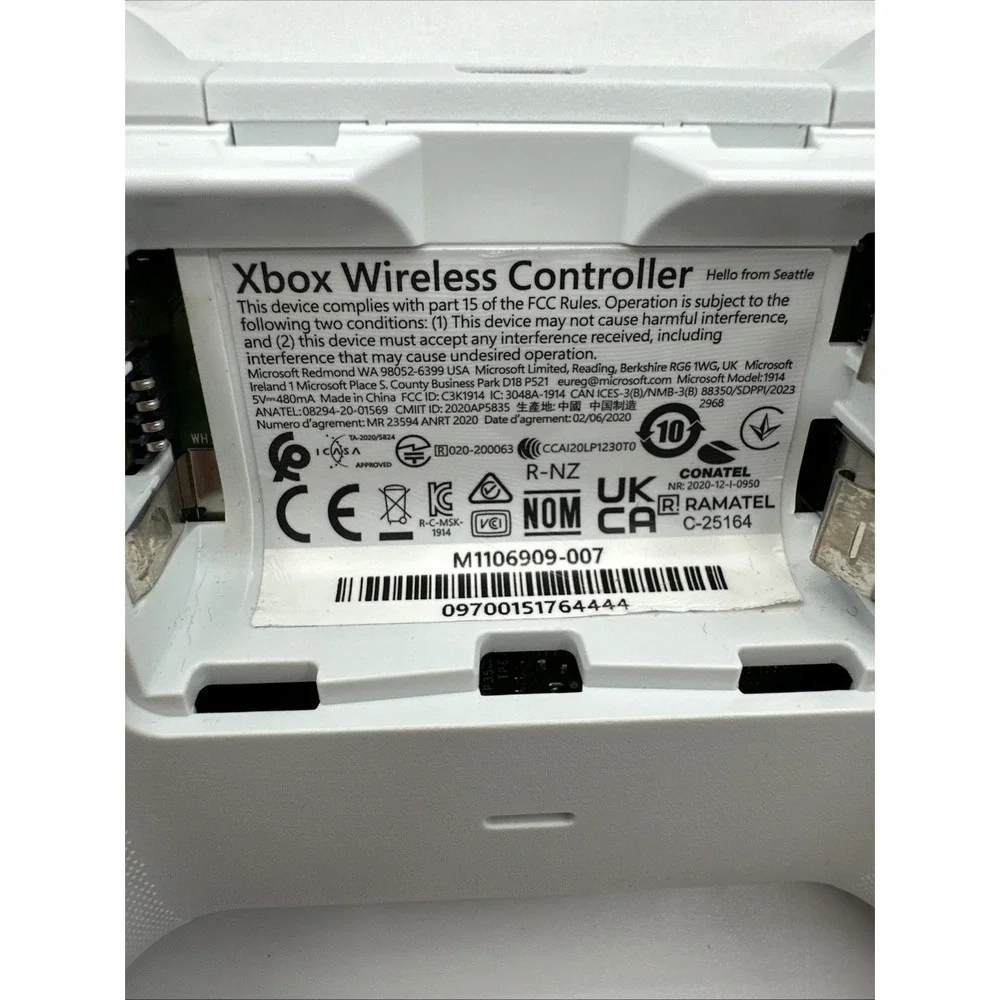 Microsoft Xbox Series X|S Wireless Controller‎ Robot White 1914